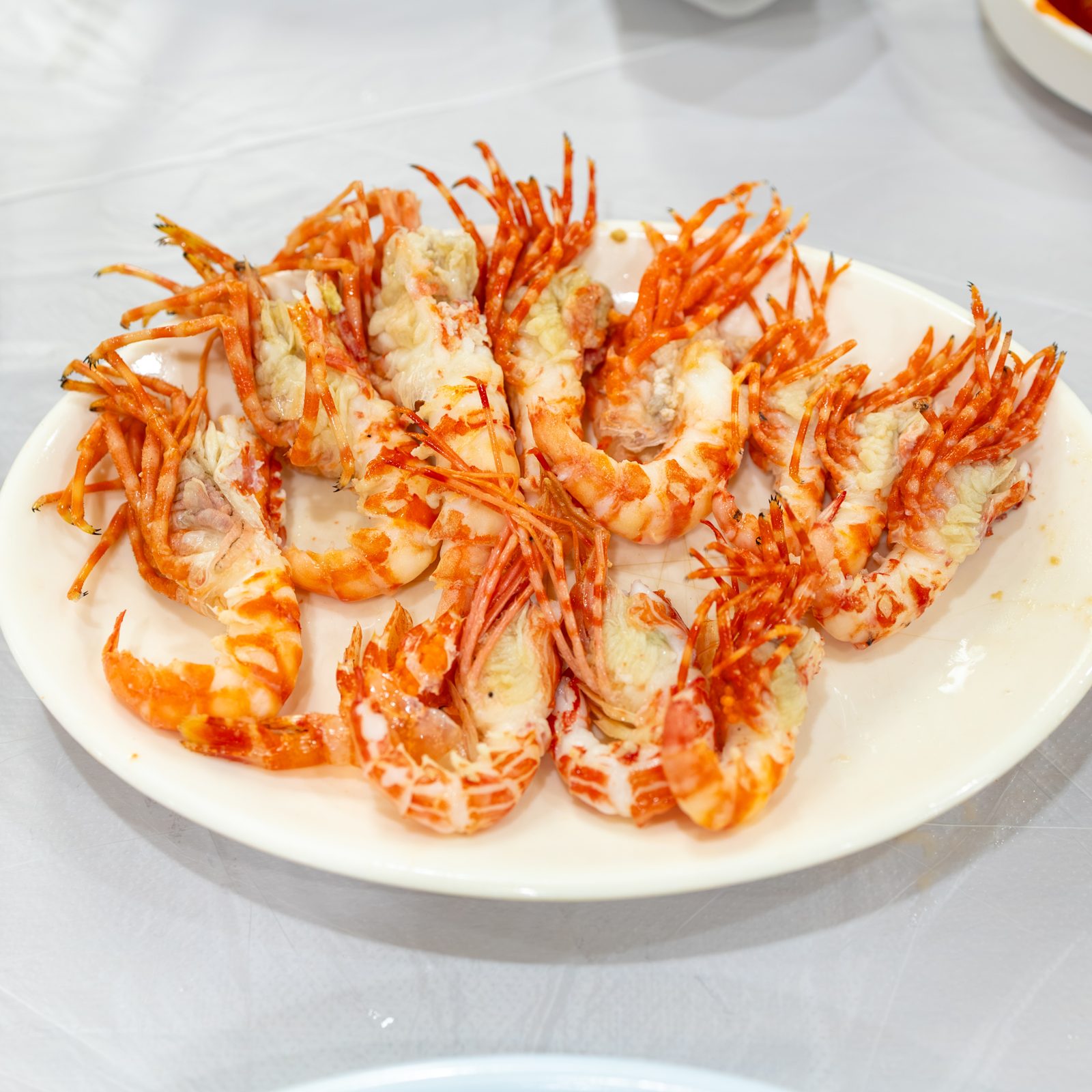 먹기 좋게 손질된 닭새우