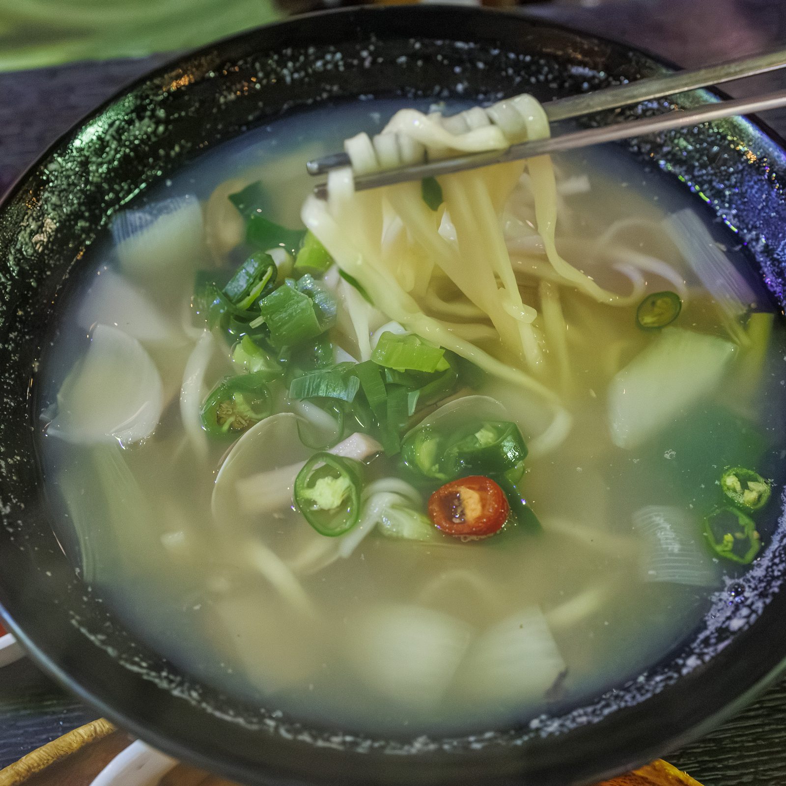 서비스로 나온 칼국수